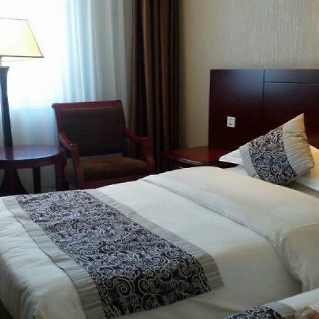 Adange Resort Hotel Ліцзян Екстер'єр фото
