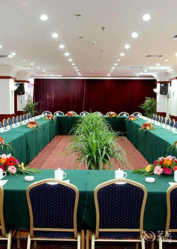 Adange Resort Hotel Ліцзян Екстер'єр фото